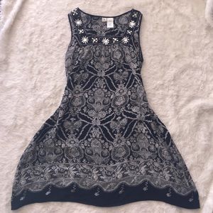 🎀Gorgeous Black and White Dress